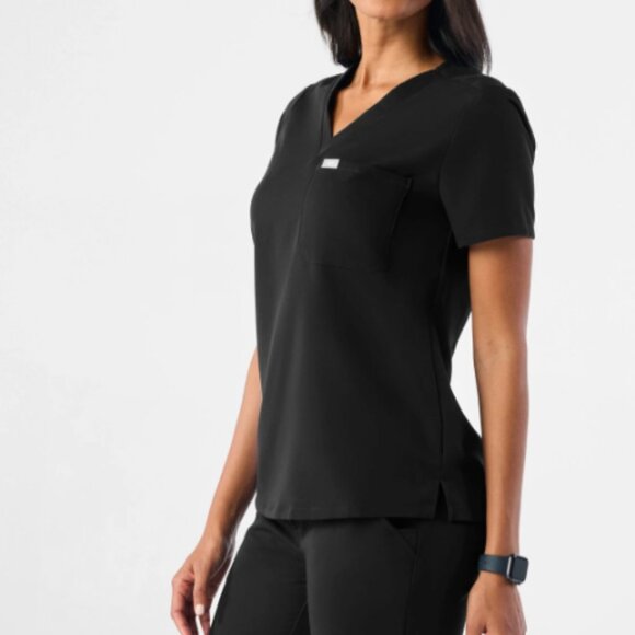 Figs Black Bundle XXS 1 Catarina Tops, 1 High Waist Zamora Bottom - Picture 6 of 7